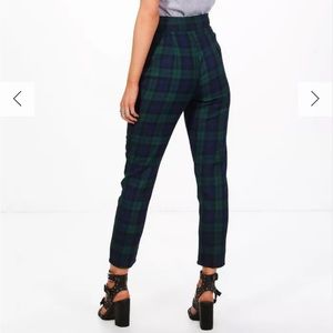 Boohoo Petite High Waisted Check Tapered Pants